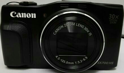 今使っているのは、Canon SX700HS